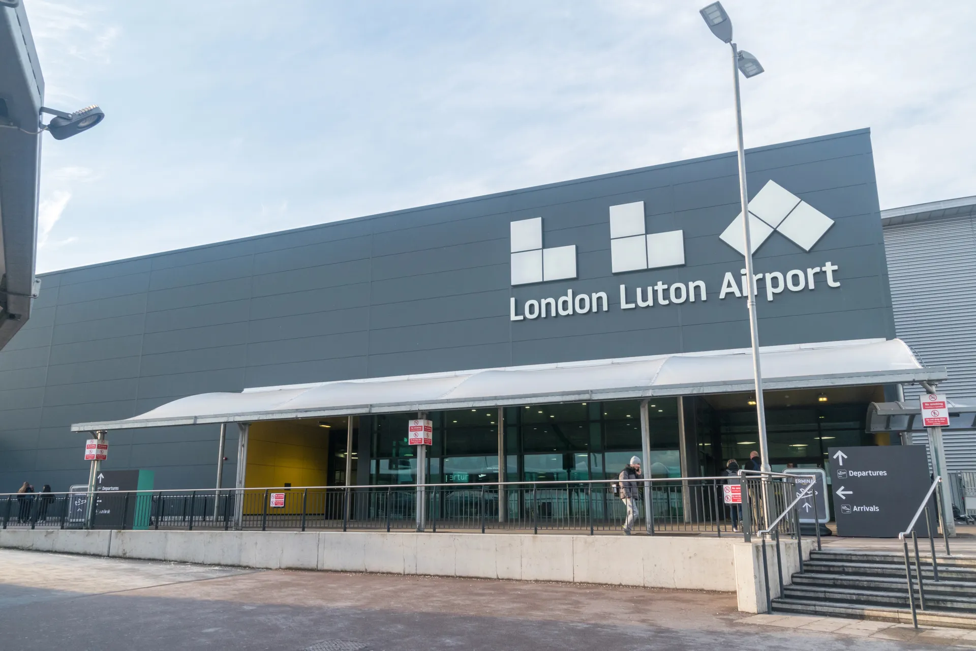 Luton Airport - fixed price airport transfers to Central London